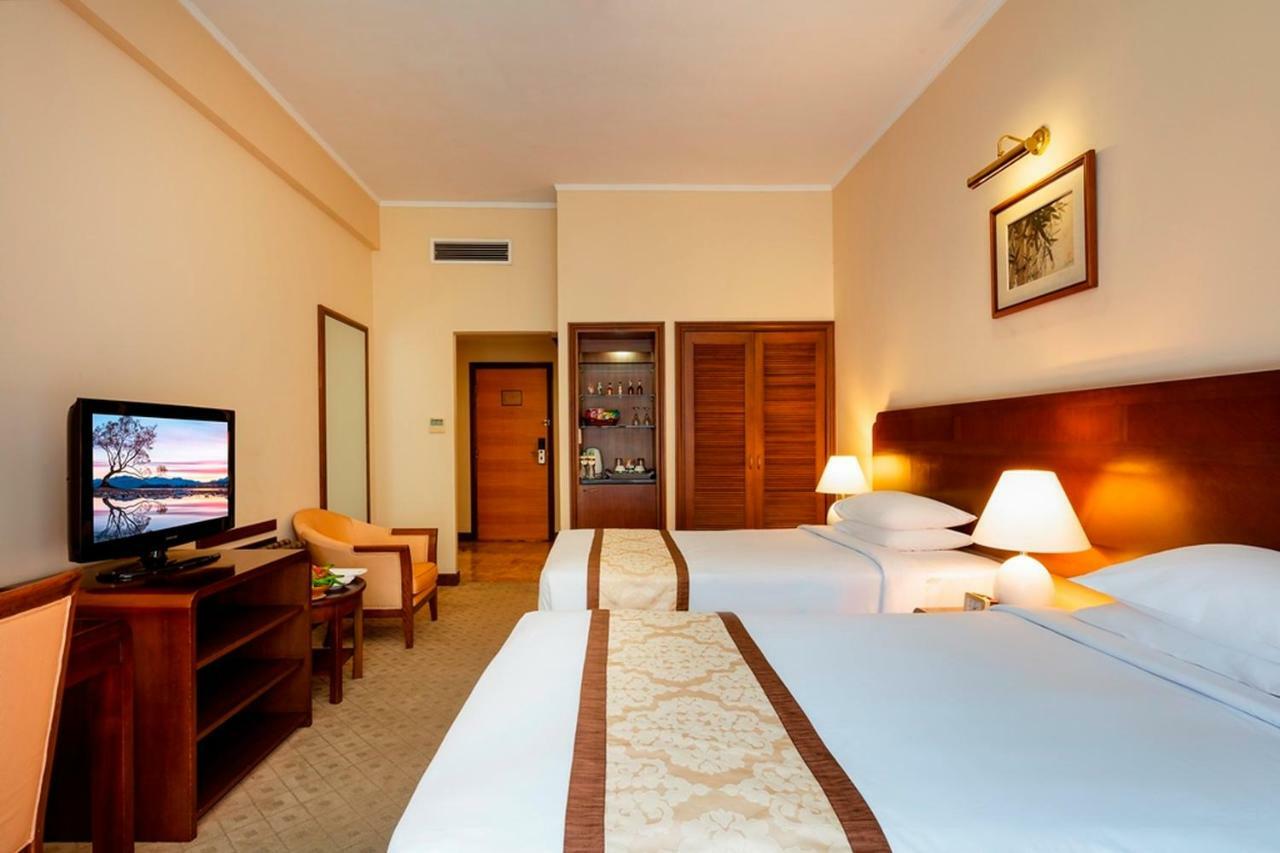 Norfolk Hotel Saigon Ho Chi Minh-stad Buitenkant foto